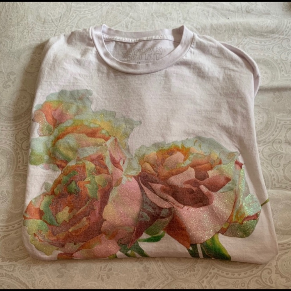 Taylor Swift crop top